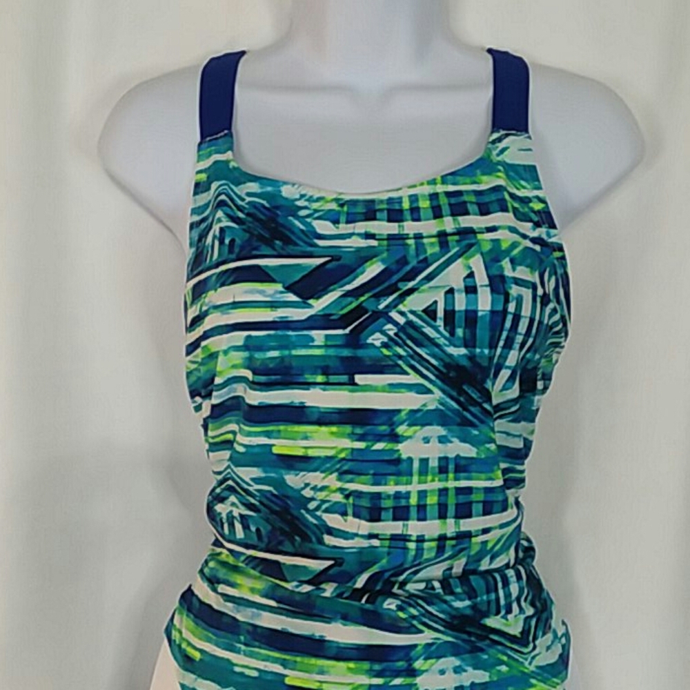 3/$20 Champion L Blue Pattern Swimsuit - Picture 2 of 7